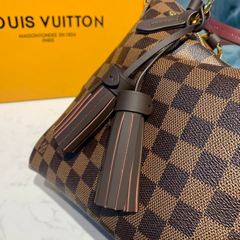 Replica Louis Vuitton Damier Ebene Canvas Lymington N40023