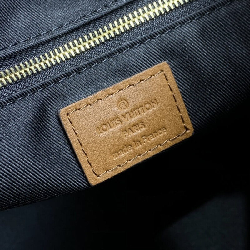 Replica Louis Vuitton Hobo Dauphine Mm M45195