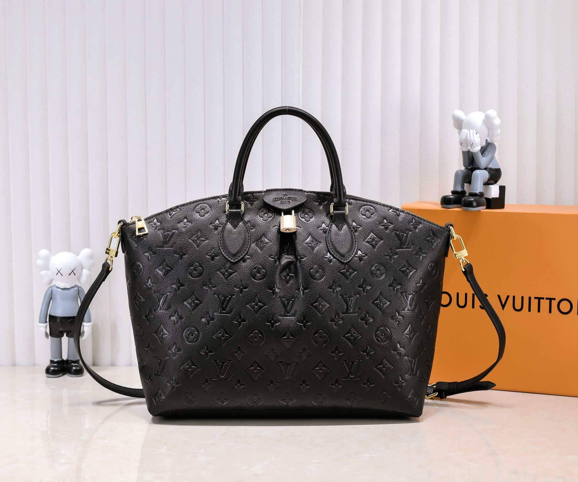 Replica Louis Vuitton Embossed Boetie Mm/Pm