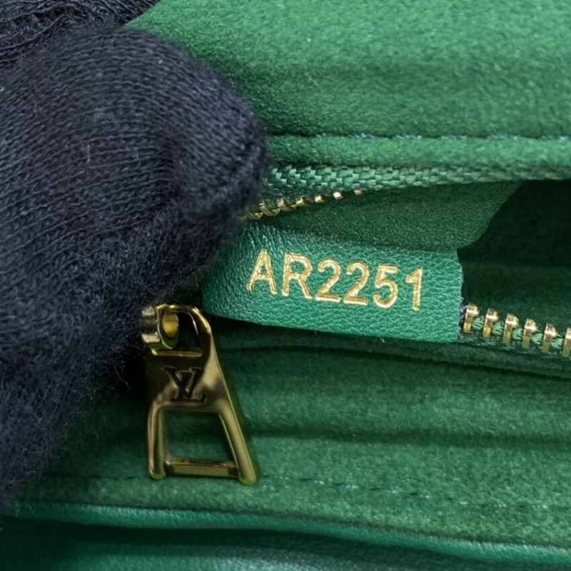 Replica Louis Vuitton New Wave Chain Bag M58664 Emerald Green