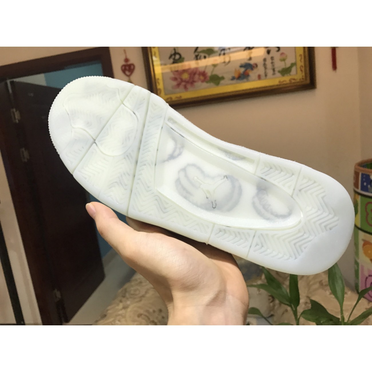 Air Jordan 4 x KAWS White 930155-100