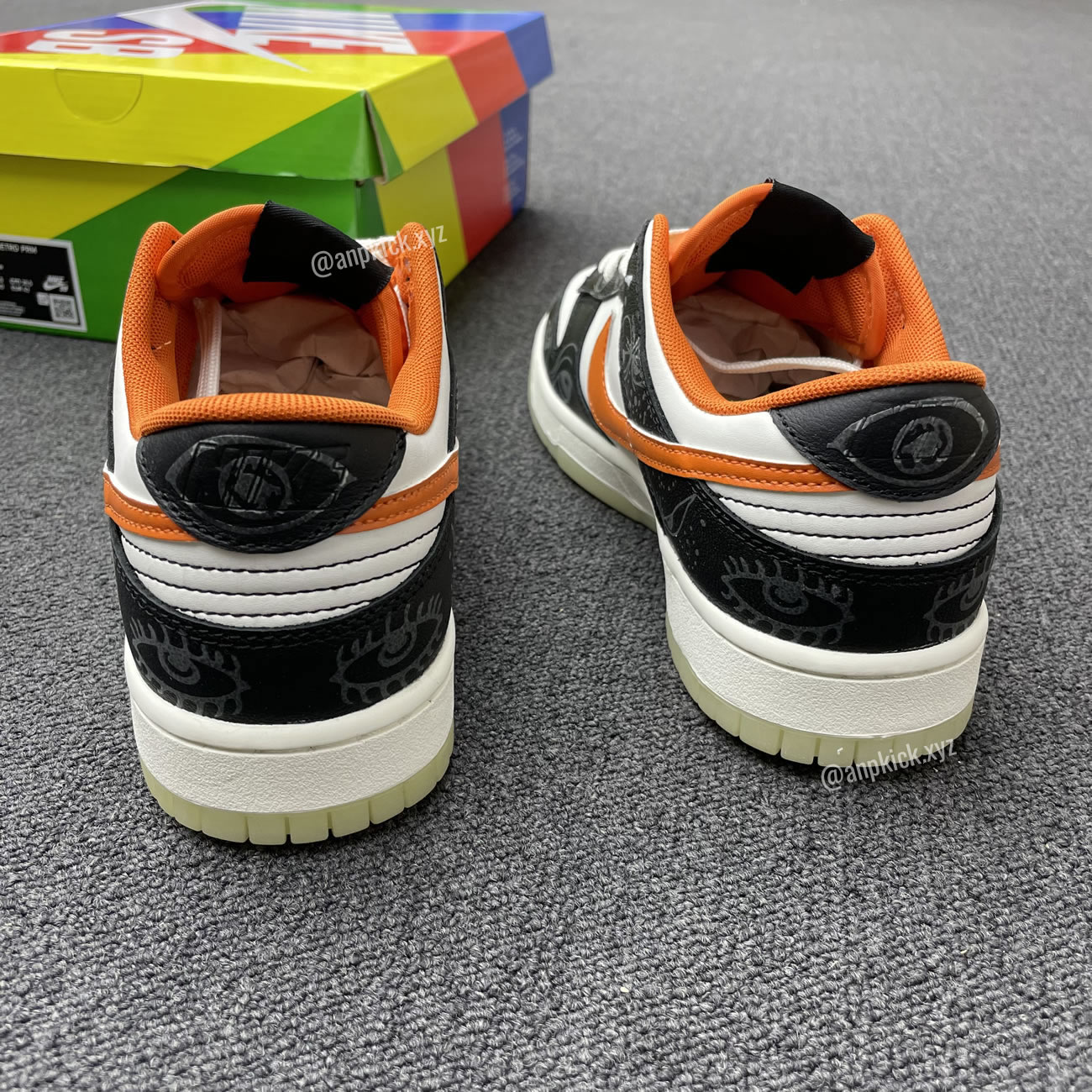 Nike Dunk Low Halloween Sail/Starfish-Black DD3357-100