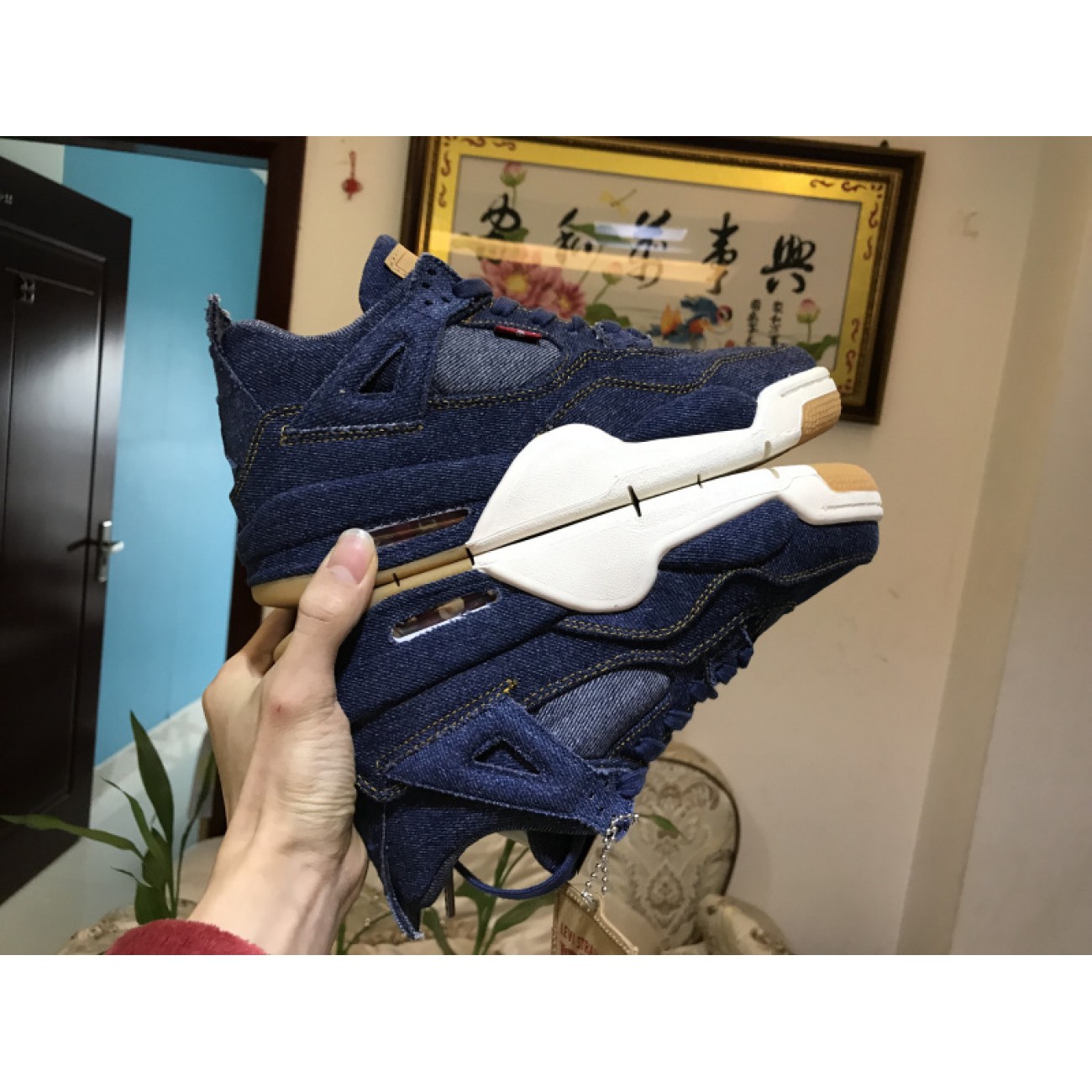 Levis x Air Jordan 4 GS AO2571-401