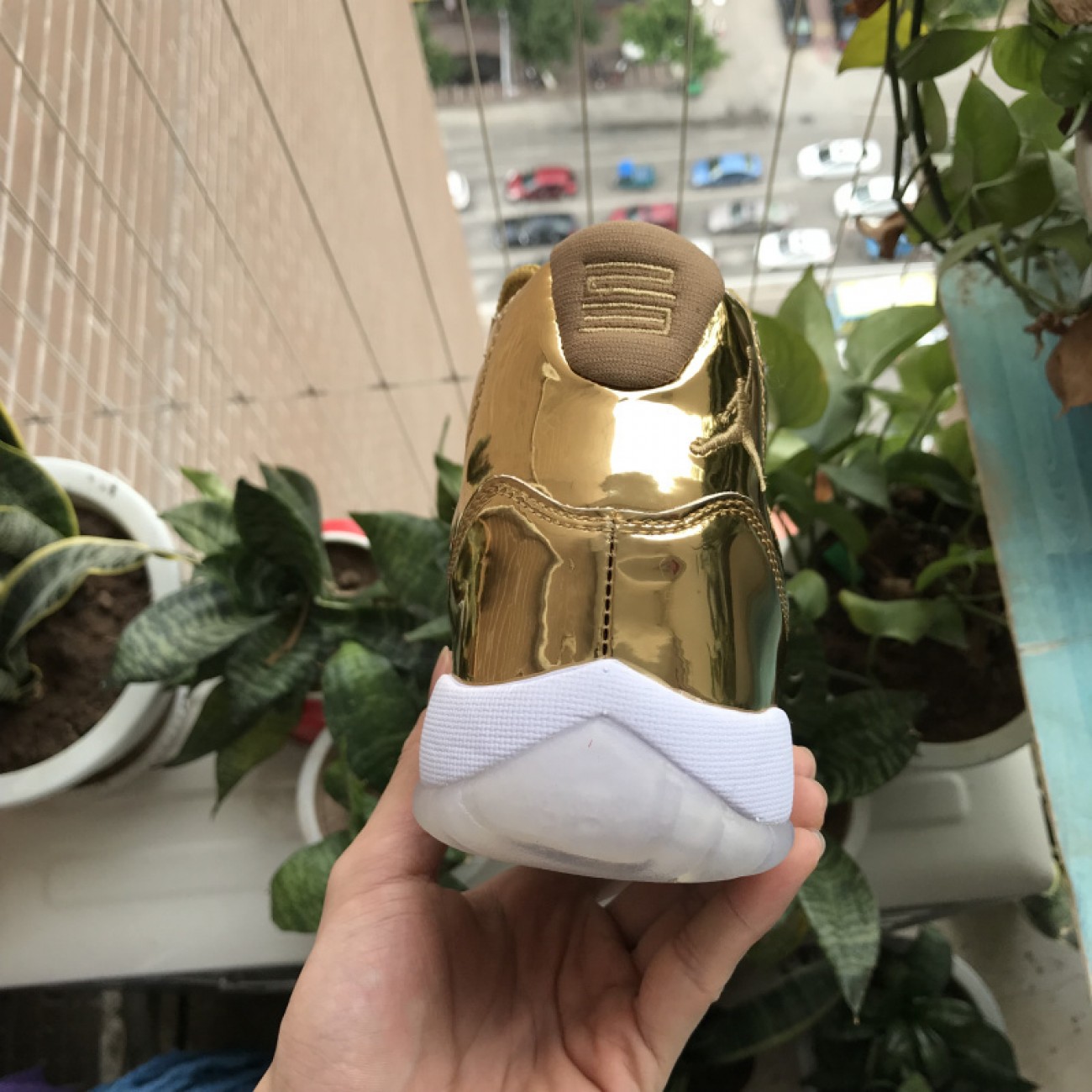 Air Jordan 11 Liquid Gold 378038-103