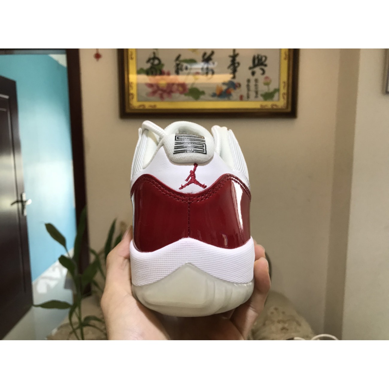 Air Jordan 11 Low Varsity Red 528895-102