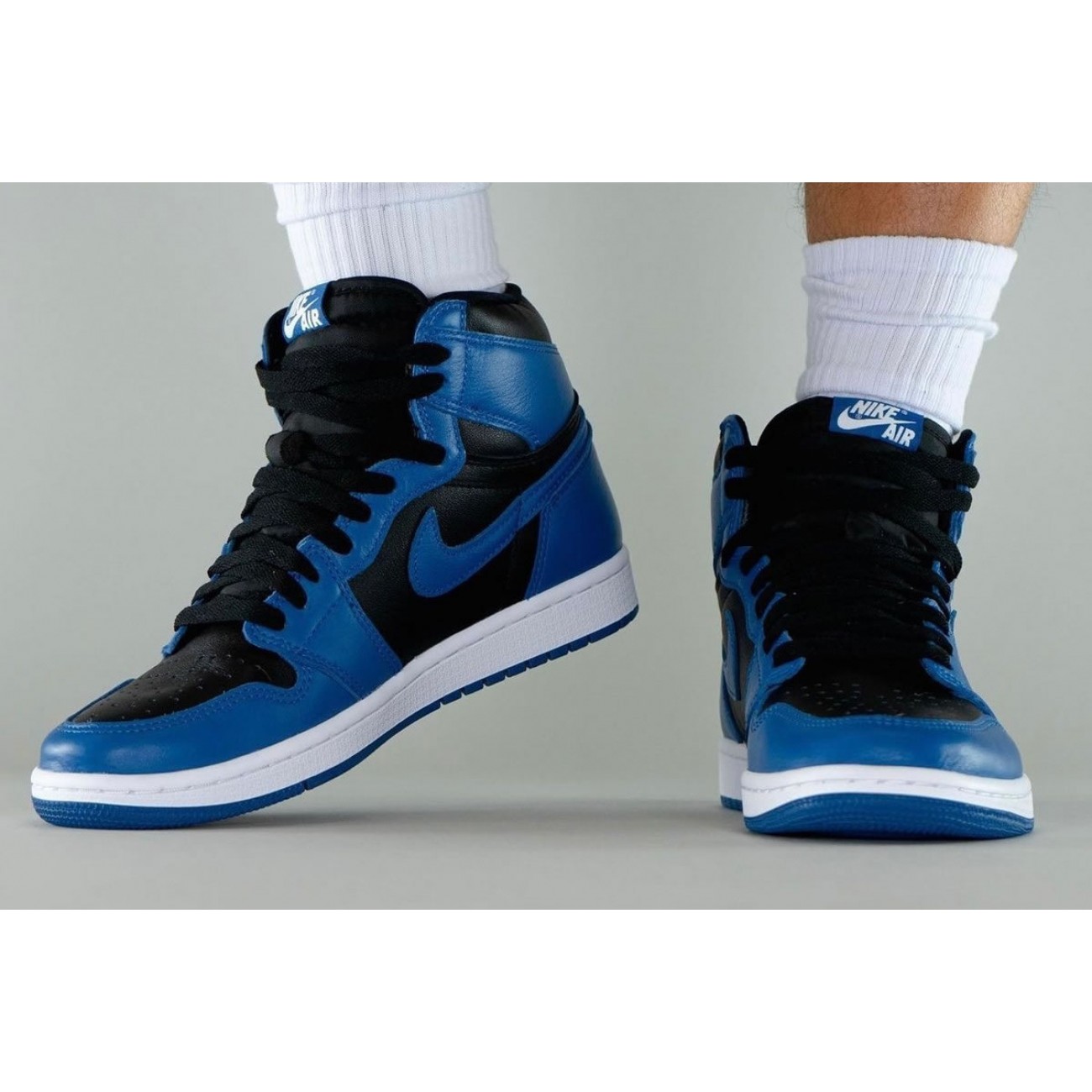 Air Jordan 1 Retro High OG Dark Marina Blue 555088-404