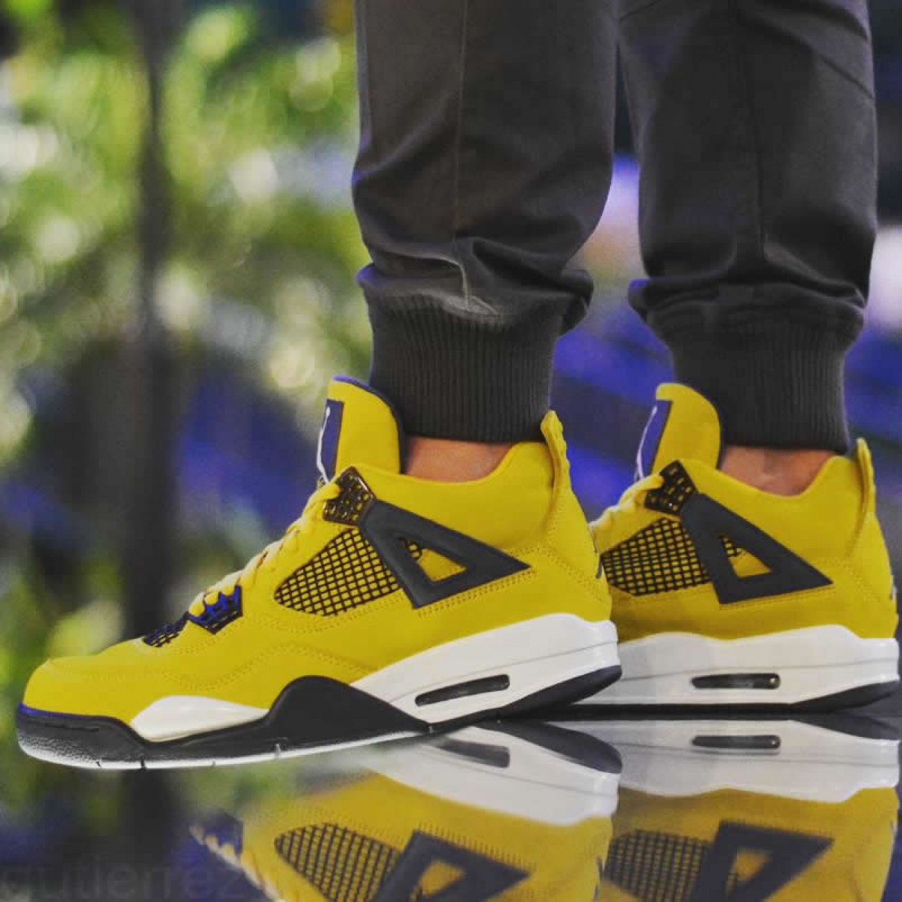 Air Jordan 4 Retro LS Lightning 2020 For Sale CT8527-700