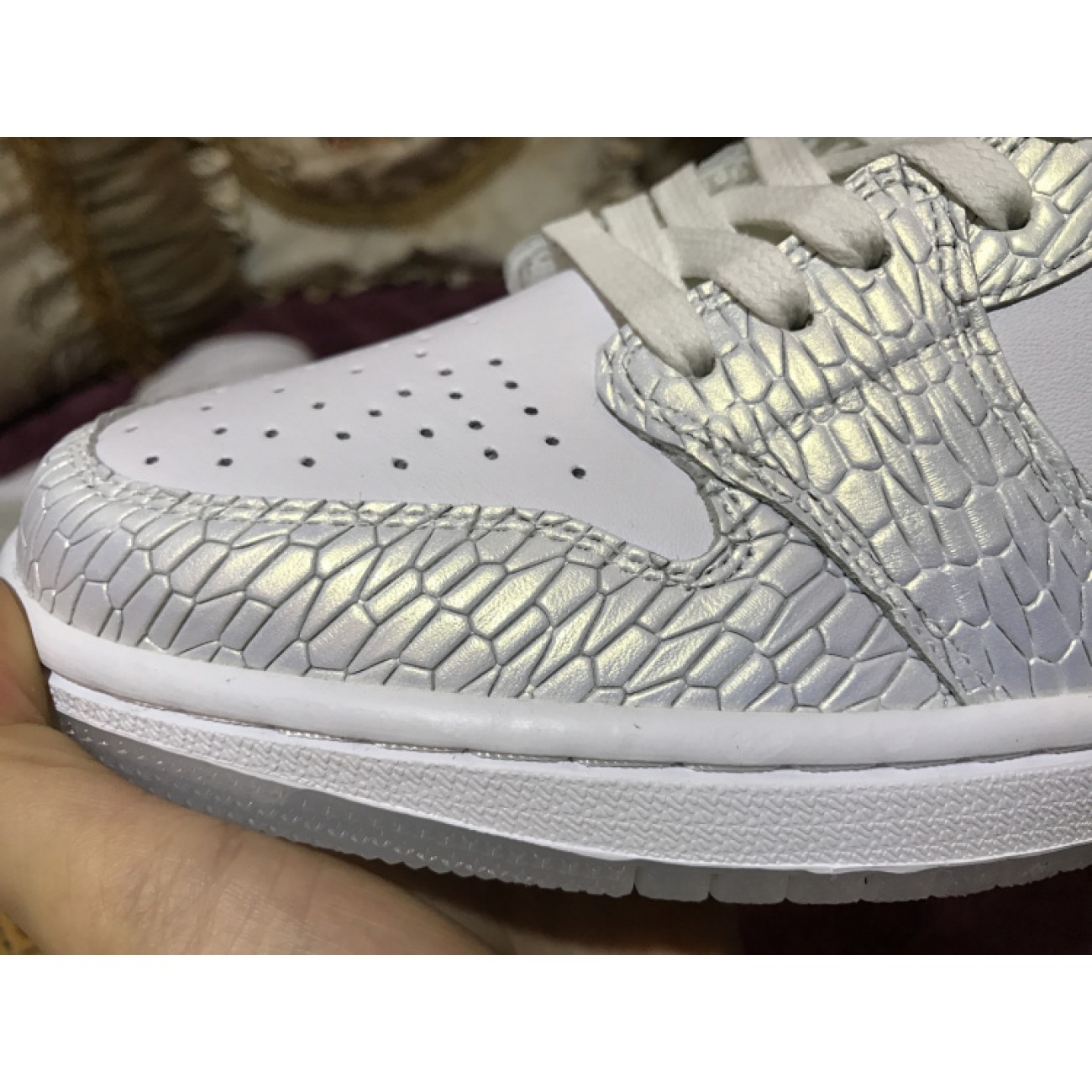 Air Jordan 1 Retro High GS Pearl White 832596-100