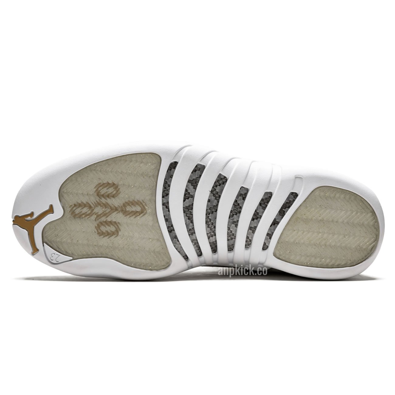 Air Jordan 12 Retro OVO White / Metallic Gold 873864-102