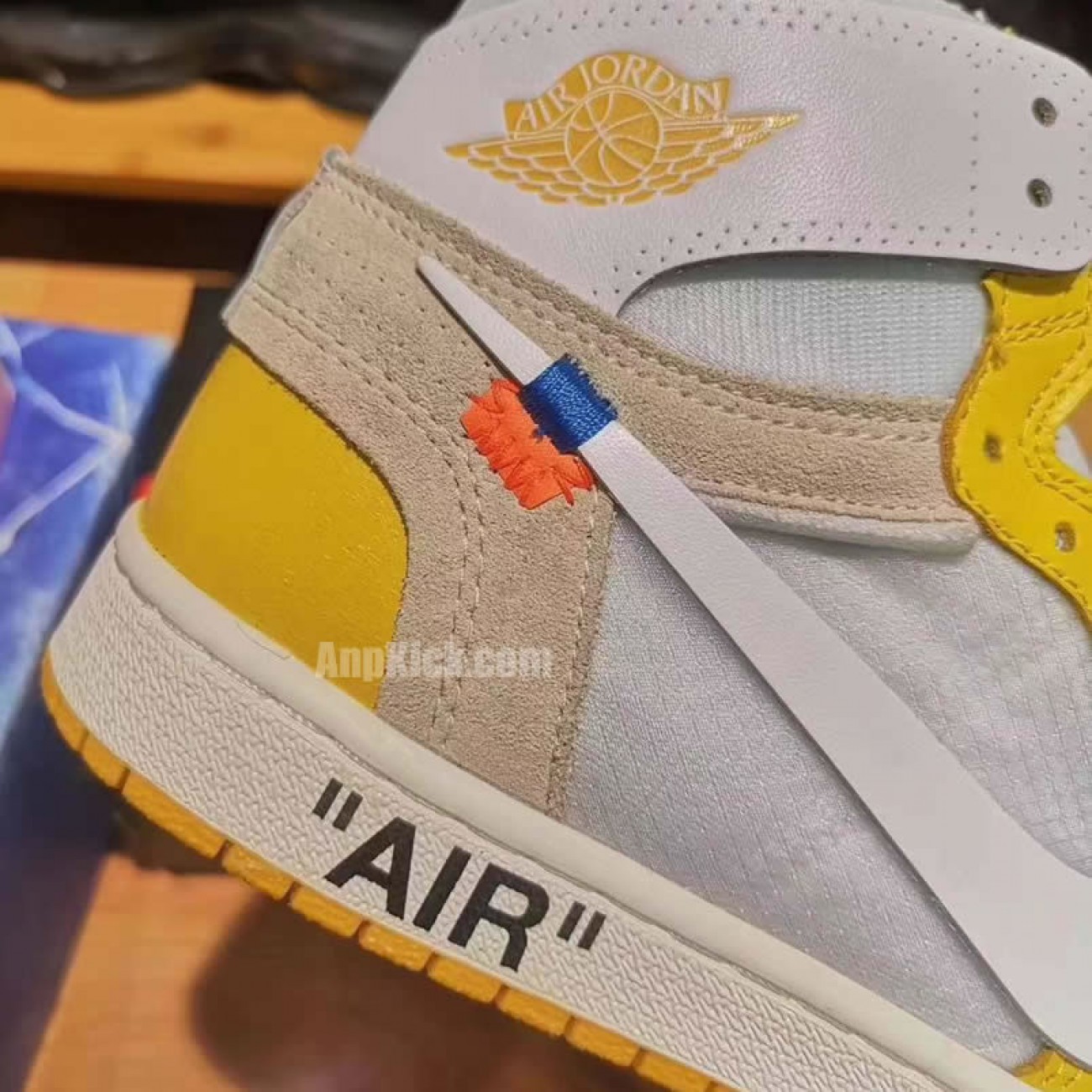 Off-White x Air Jordan 1 Yellow Chicago New Release For Sale