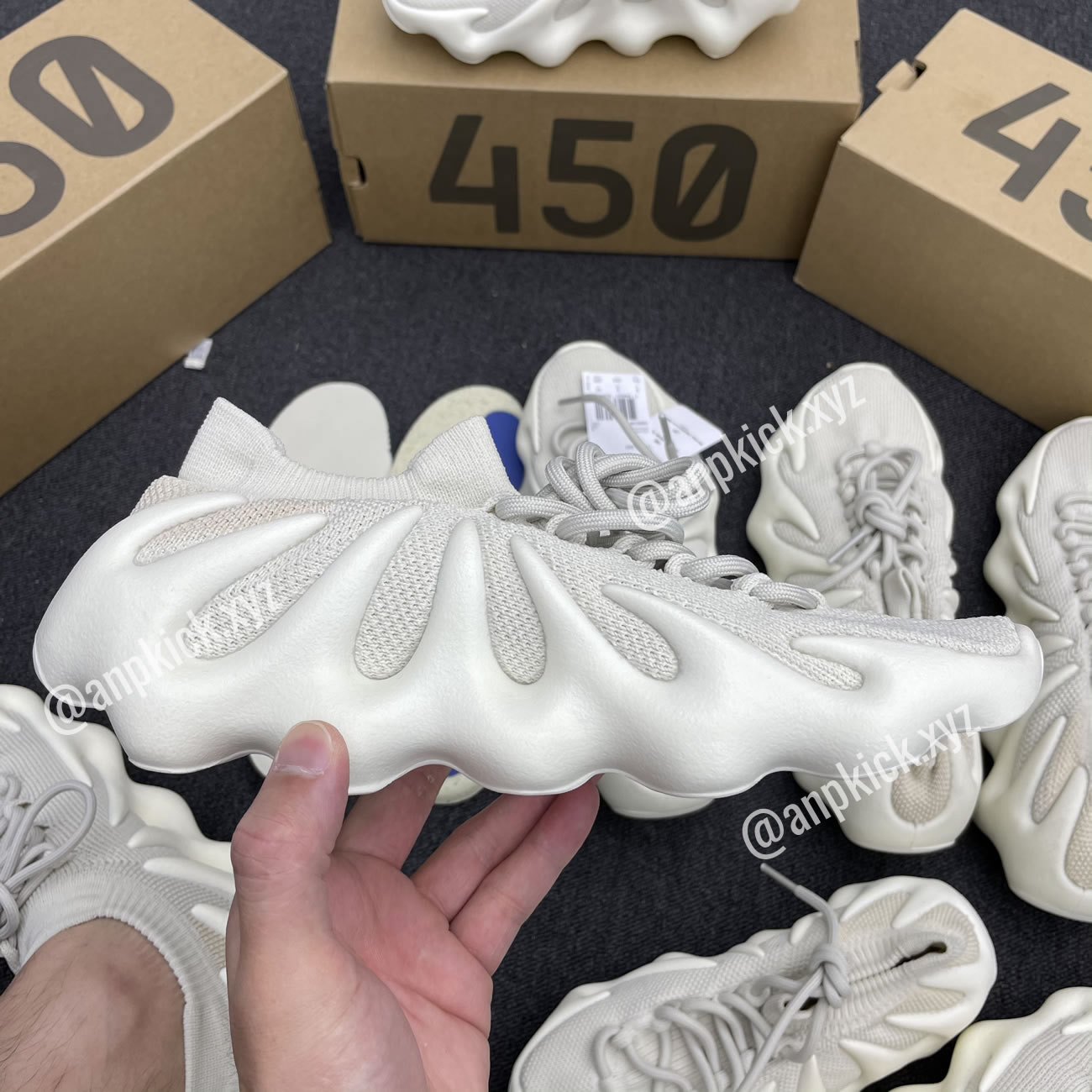 adidas Yeezy 450 Cloud White H68038