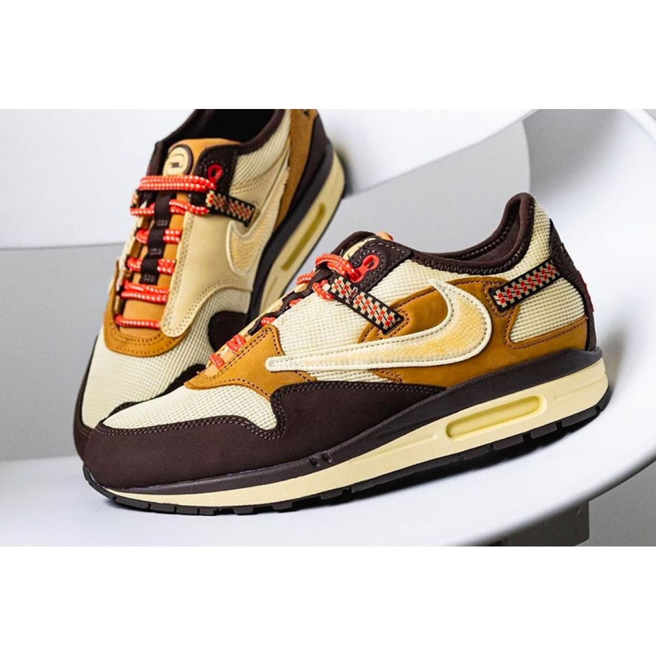Travis Scott x Nike Air Max 1 Baroque Brown DO9392-200