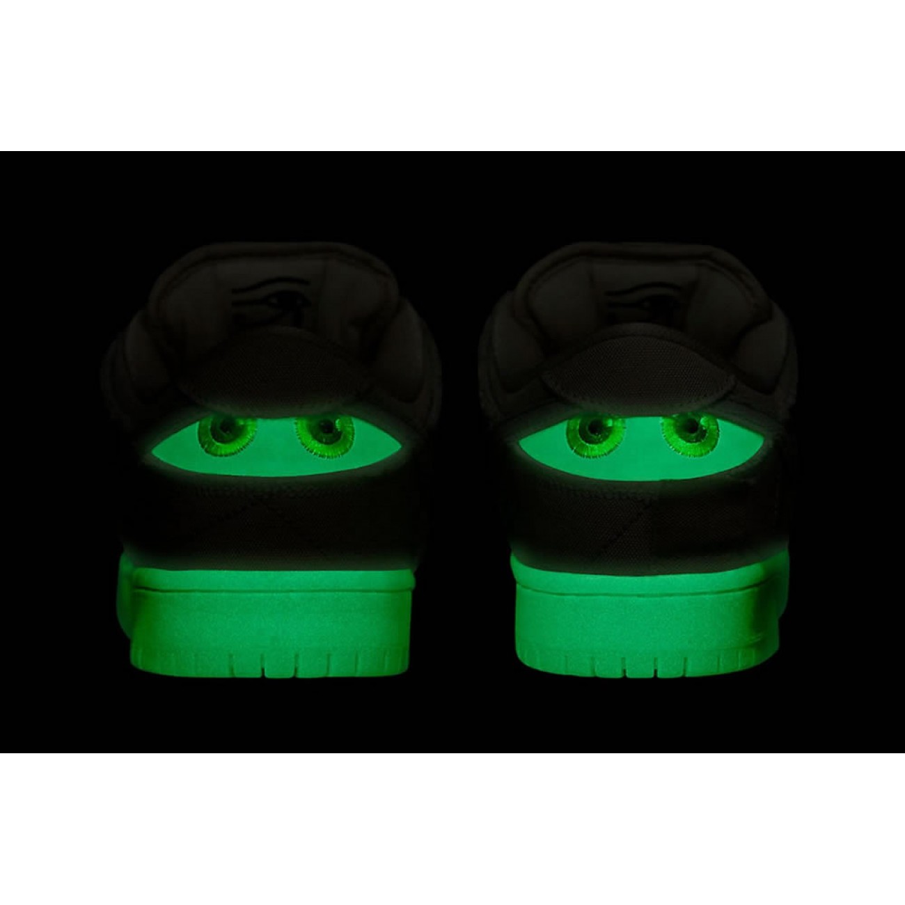 Nike SB Dunk Low Mummy DM0774-111