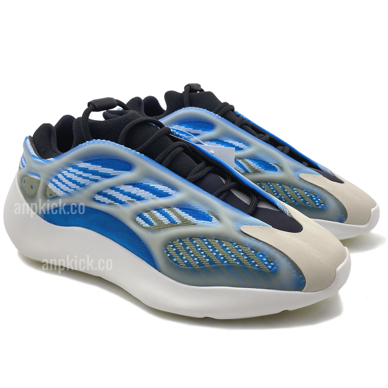 adidas Yeezy 700 V3 Arazre G54850 New Release Date For Sale