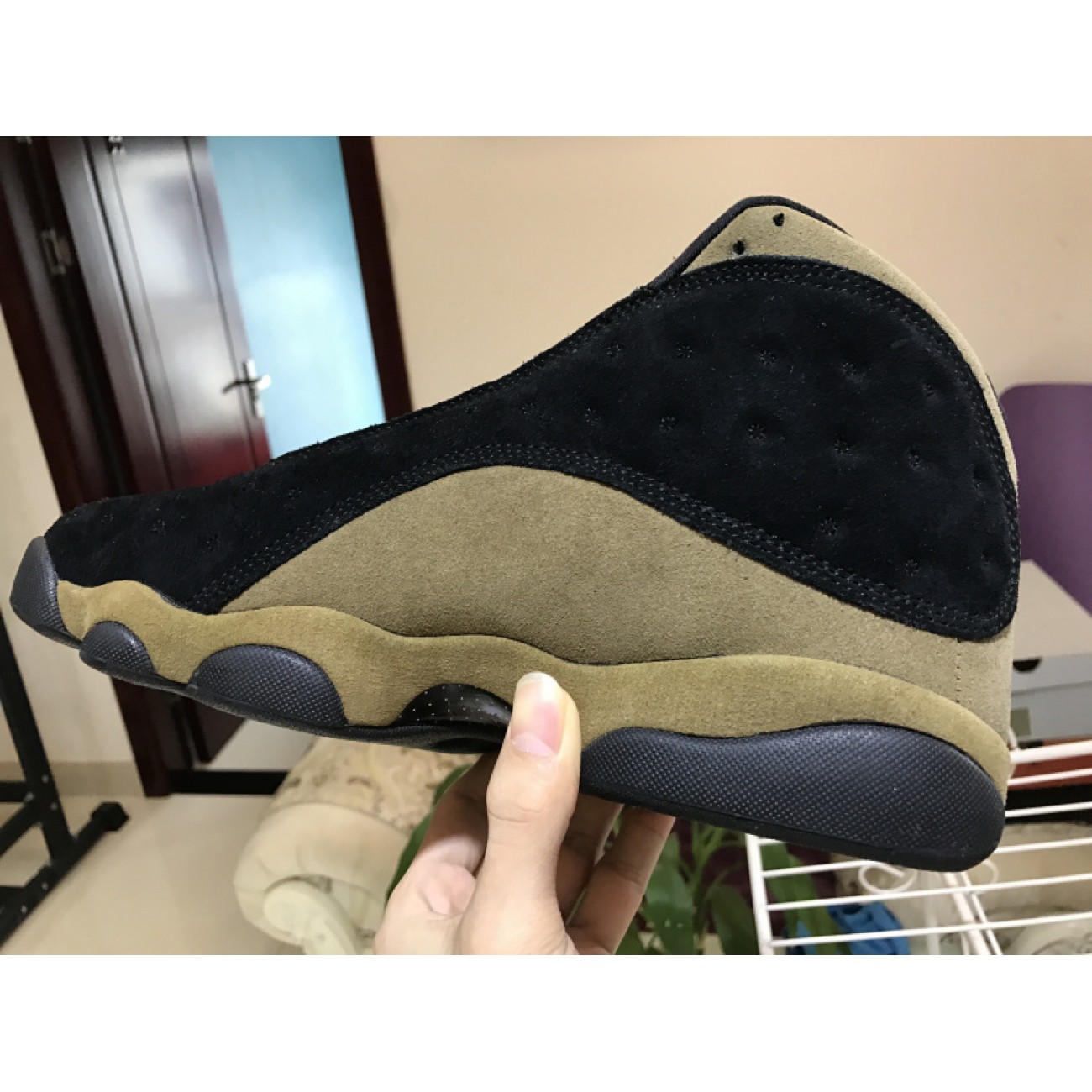 Air Jordan 13 Olive Jumpman Logo 414571-006