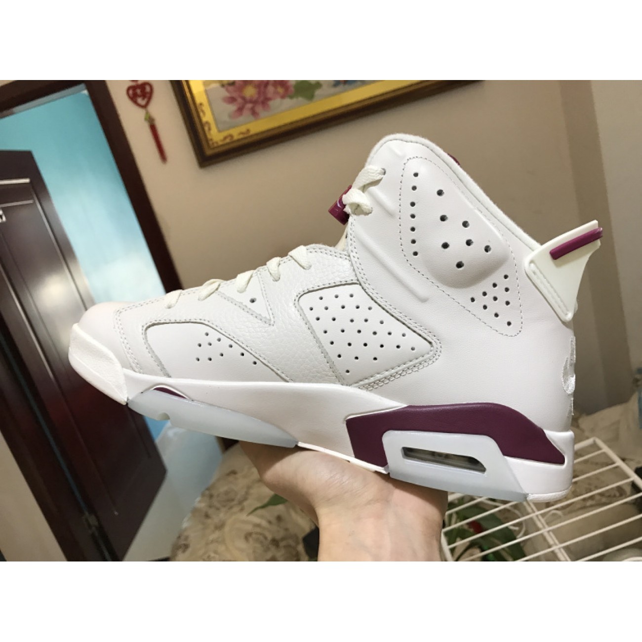 Air Jordan 6 Maroon 384664-116