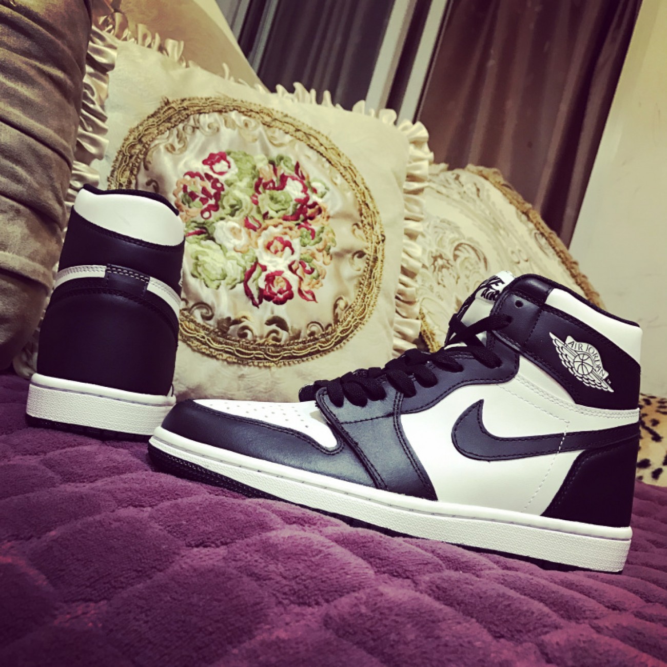 Air Jordan 1 Retro High OG Oreo Black/White 555088-010