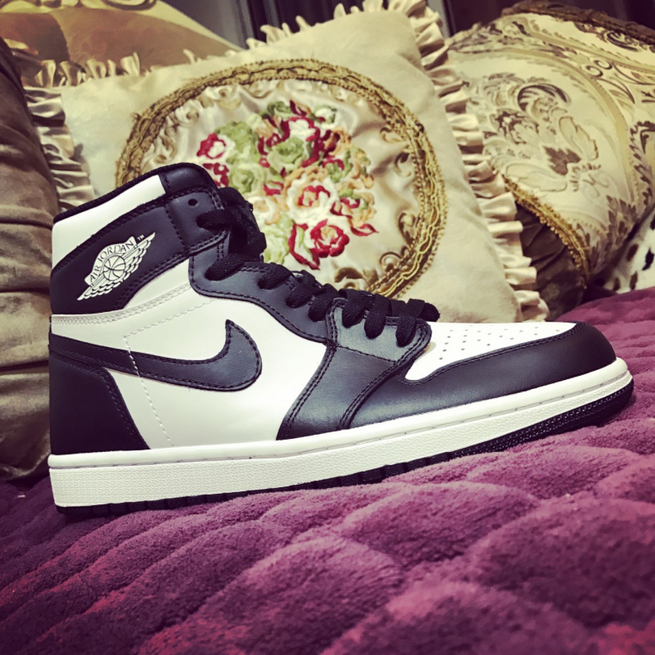 Air Jordan 1 Retro High OG Oreo Black/White 555088-010