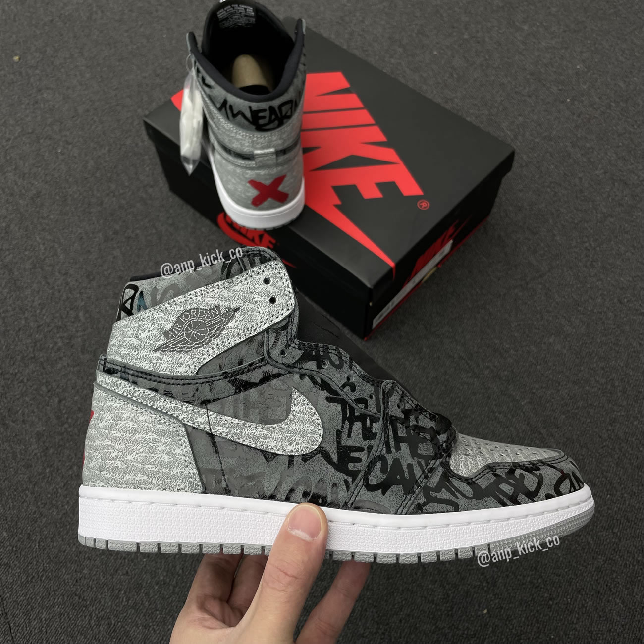 Air Jordan 1 High OG Rebellionaire Black/White-Particle Grey 555088-036