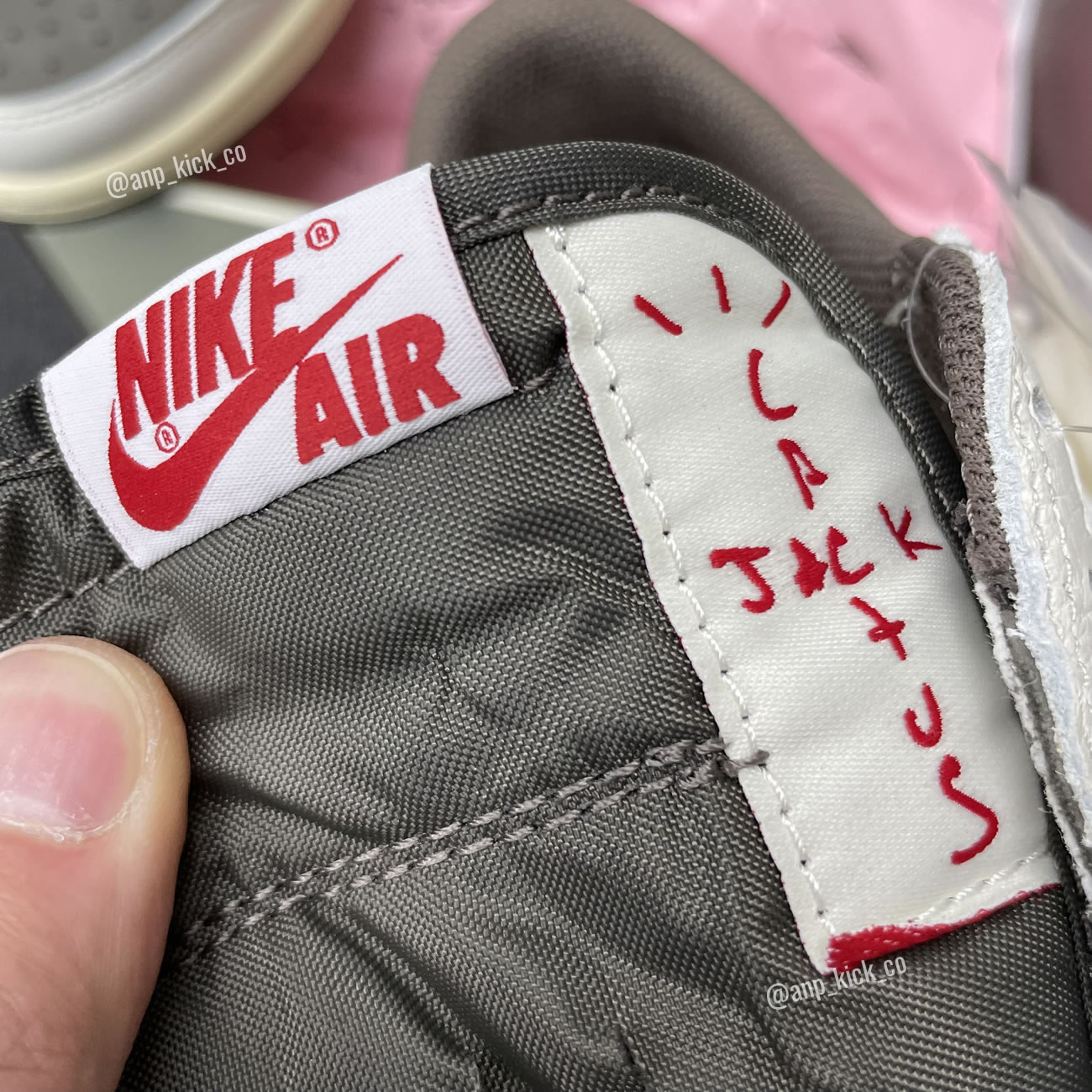 Travis Scott x Air Jordan 1 Low OG Reverse Mocha DM7866-162