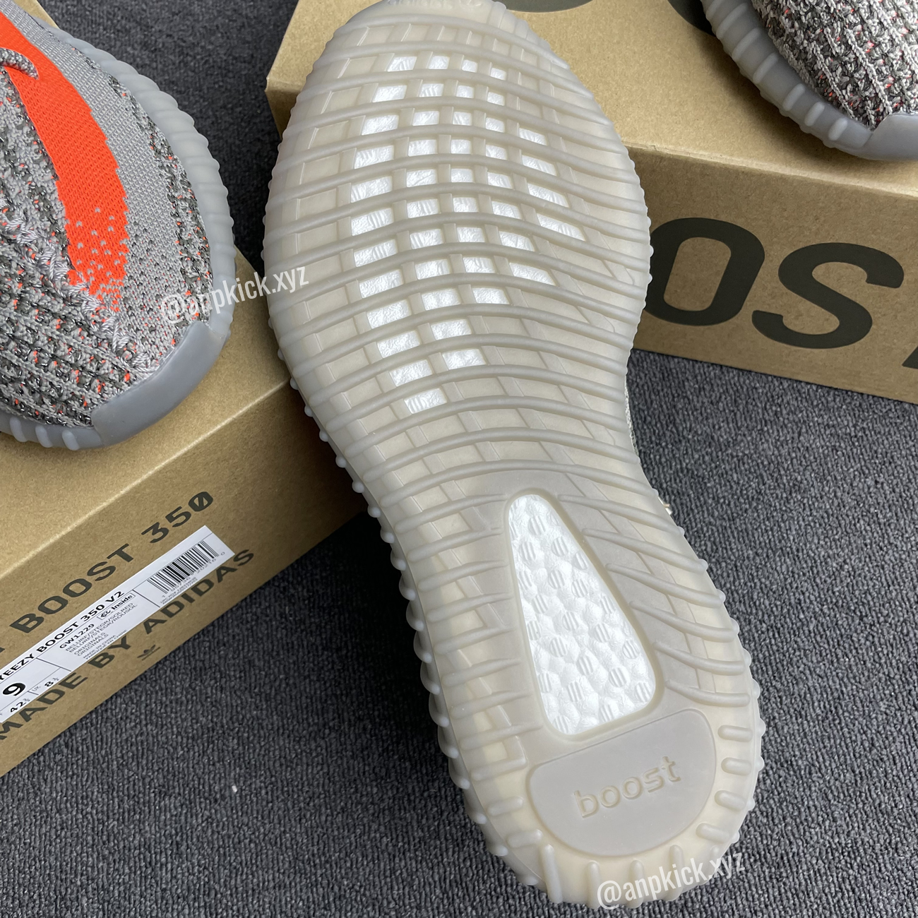adidas Yeezy Boost 350 V2 Beluga Reflective GW1229