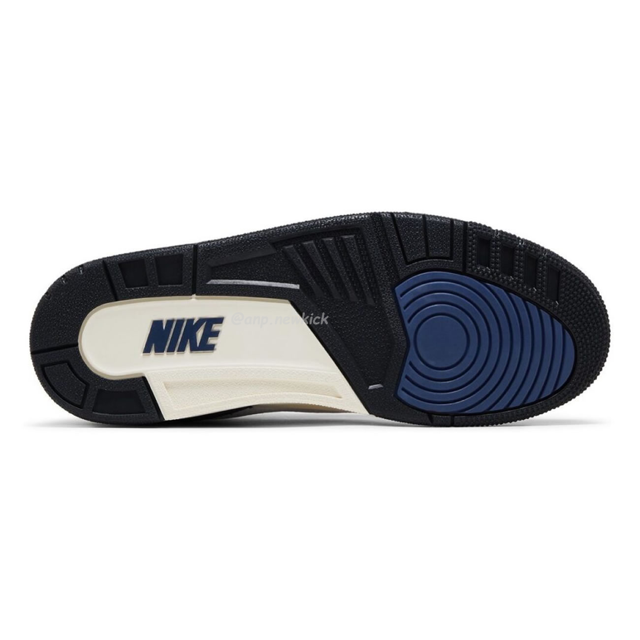 Air Jordan 3 Retro OG SP A Ma Maniére Diffused Blue HV8571-100