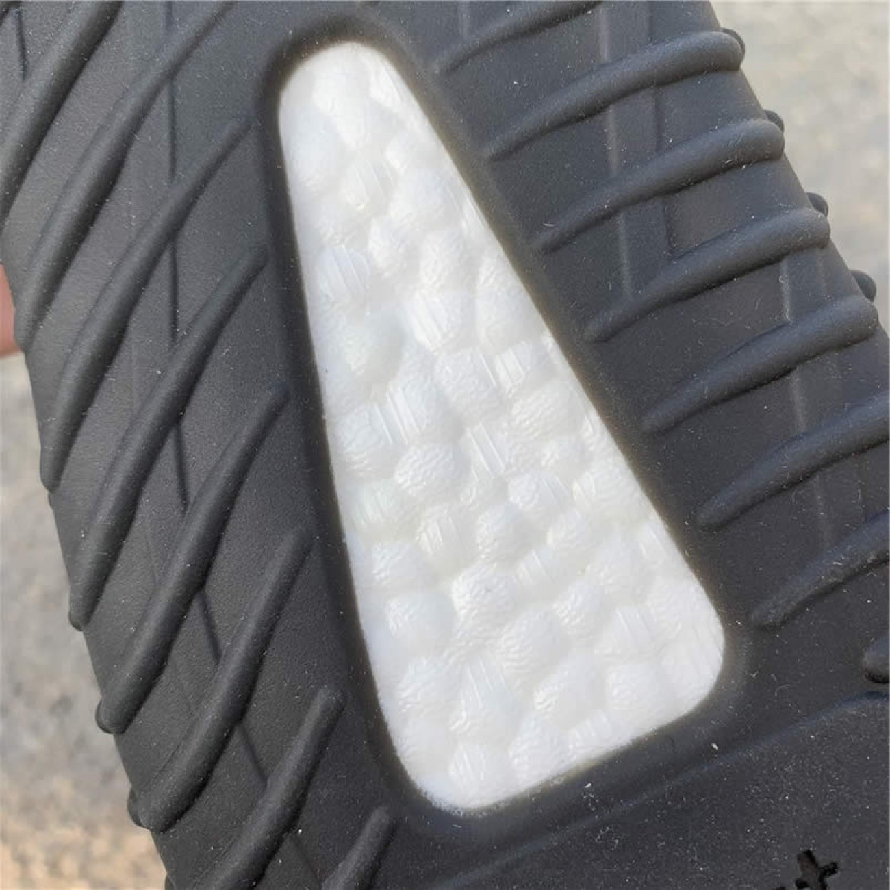 adidas Yeezy Boost 350 V2 Static Refective Triple Black Venom EF2367