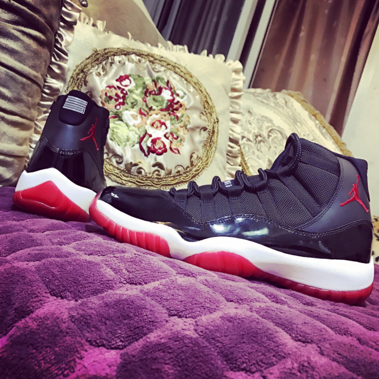 Air Jordan 11 Bred 378037-010