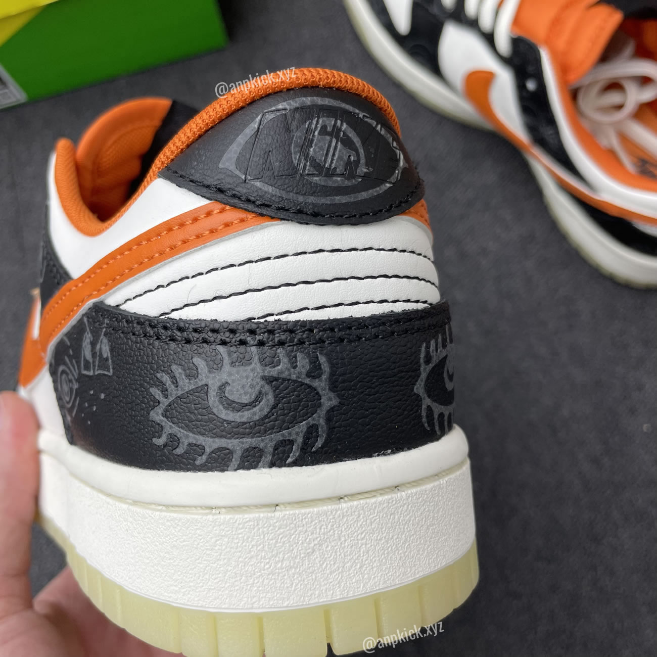 Nike Dunk Low Halloween Sail/Starfish-Black DD3357-100