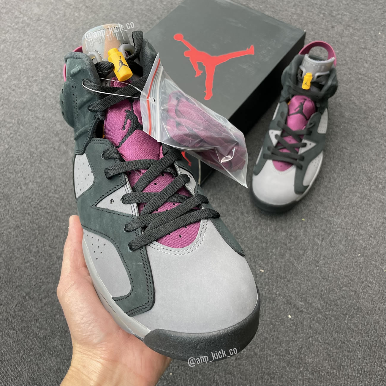 Air Jordan 6 Bordeaux Black/Light Graphite CT8529-063