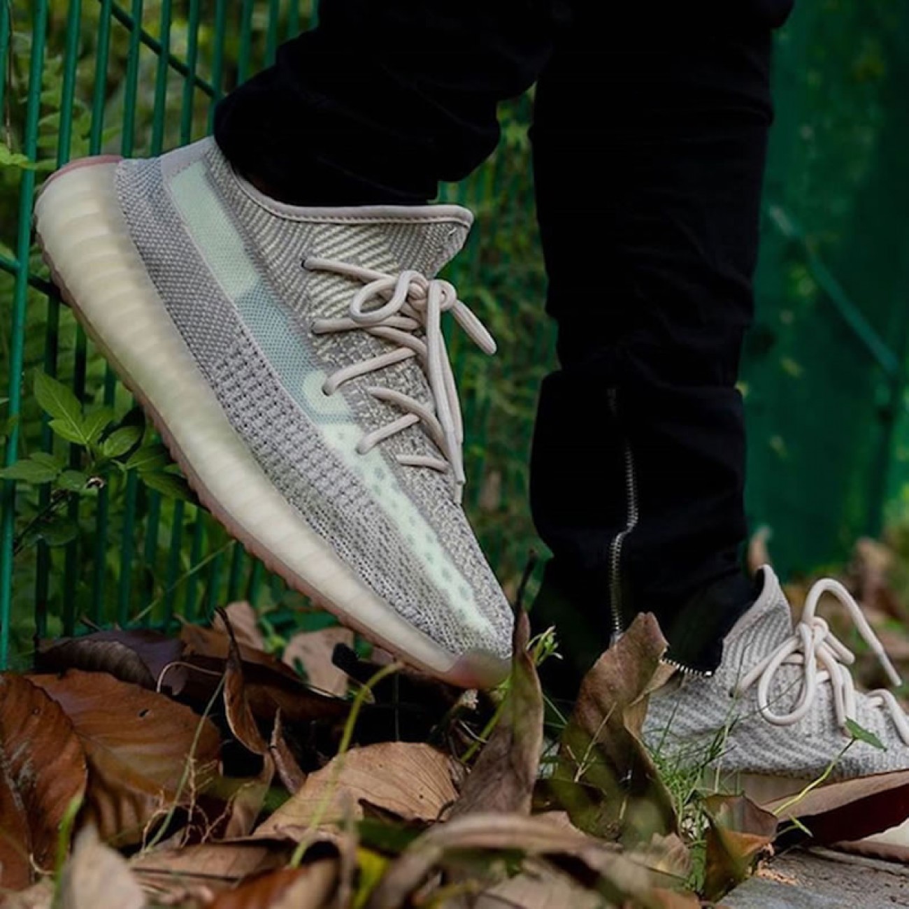 adidas Yeezy Boost 350 V2 Citrin Non-Reflective Release Date FW3042