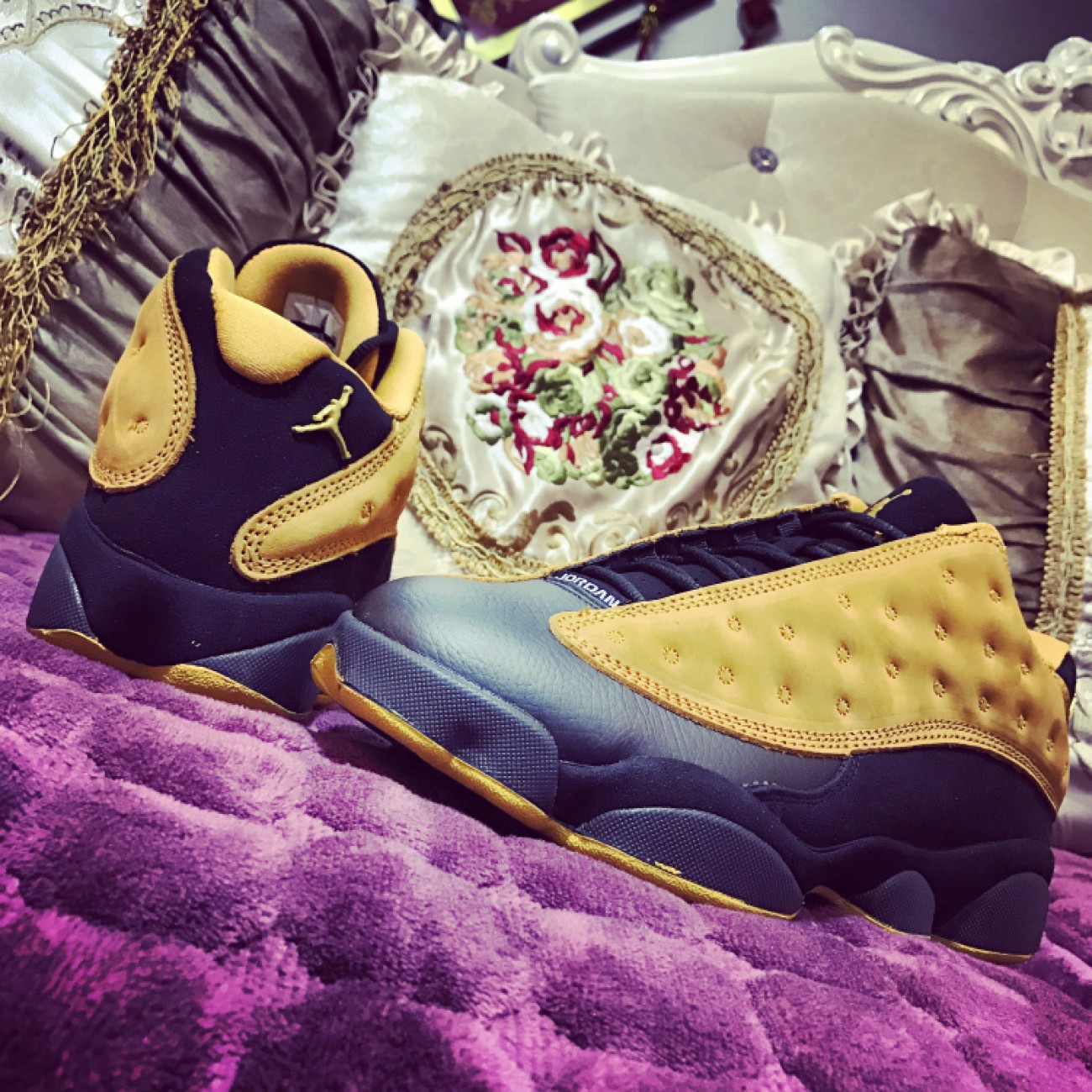 Air Jordan 13 Low Chutney 310810-022