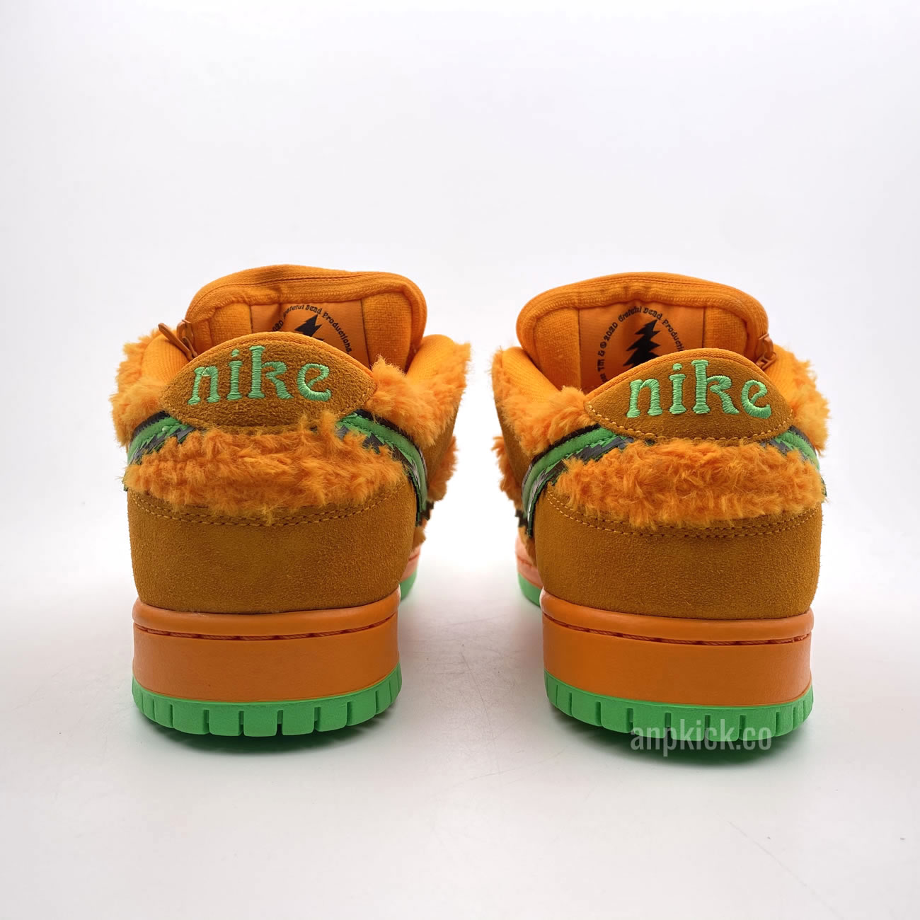 Grateful Dead Bears x Nike SB Dunk Low Orange Bear CJ5378-800