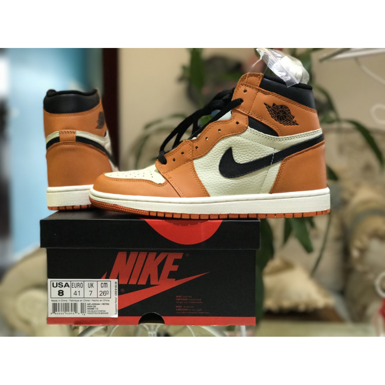 Air Jordan 1 Shattered 555088-113