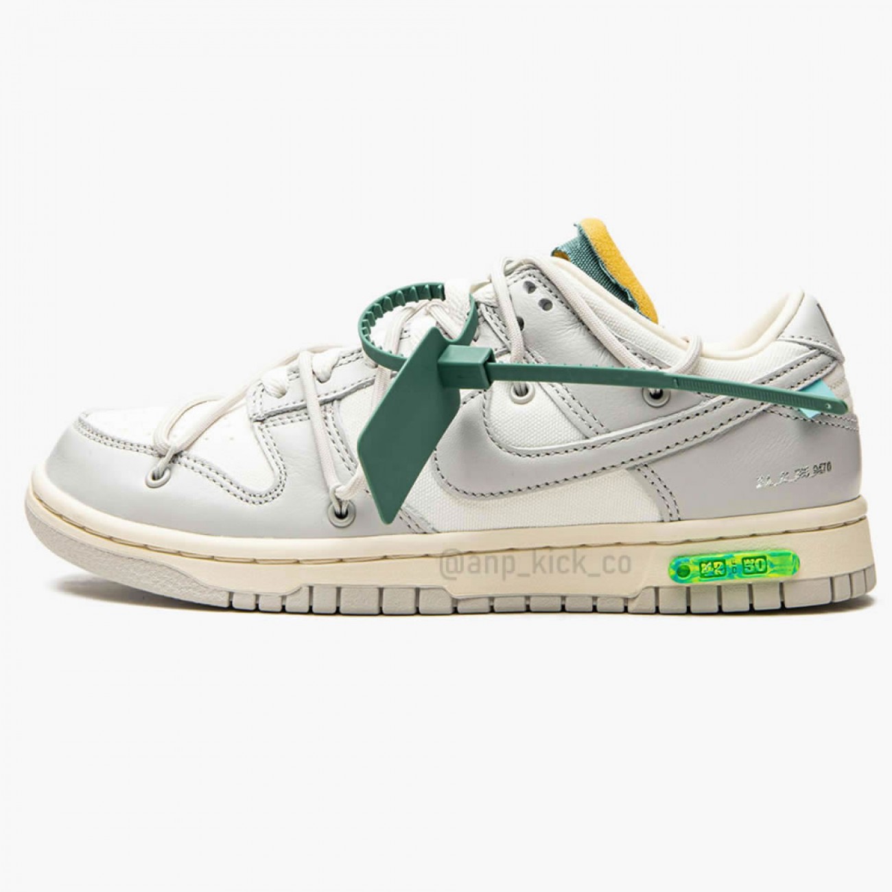 Nike SB Dunk Low Off-White Lot 42 OF 50 DM1602-117