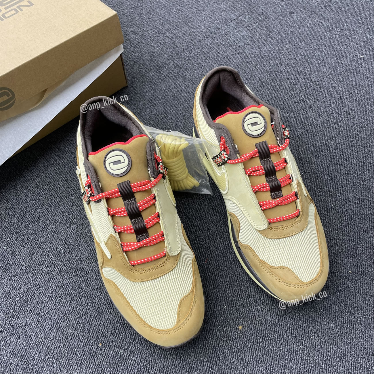 Travis Scott x Nike Air Max 1 Wheat DO9392-701