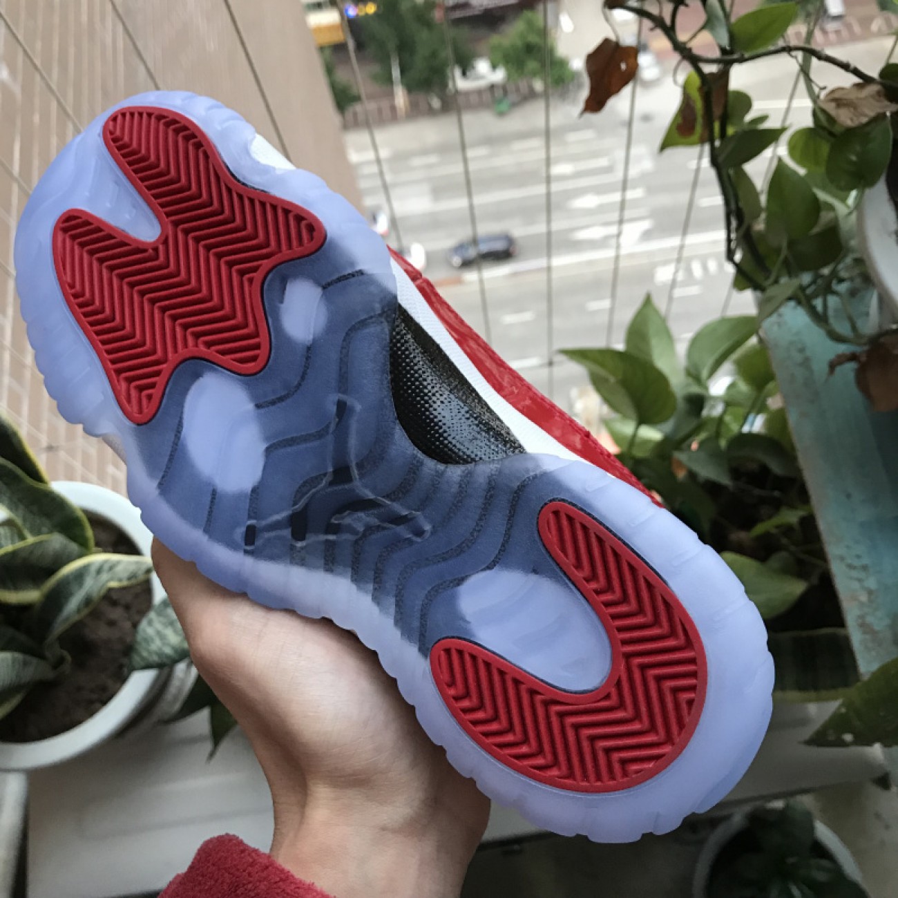 Air Jordan 11 GS Gym Red 378037-623