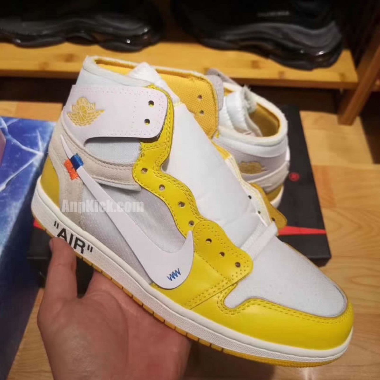 Off-White x Air Jordan 1 Yellow Chicago New Release For Sale