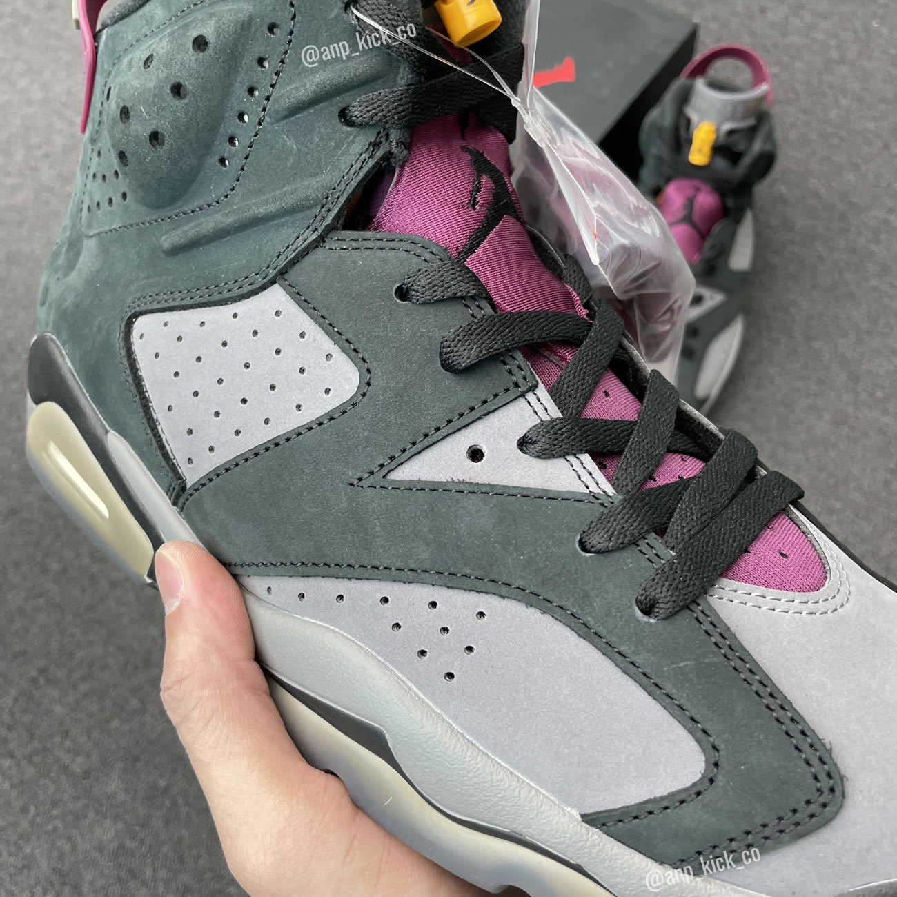Air Jordan 6 Bordeaux Black/Light Graphite CT8529-063