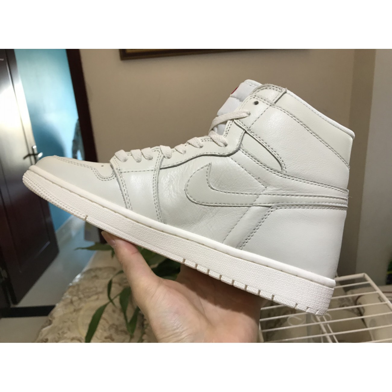 Air Jordan 1 High OG Premium Essentials Pack 555088-114