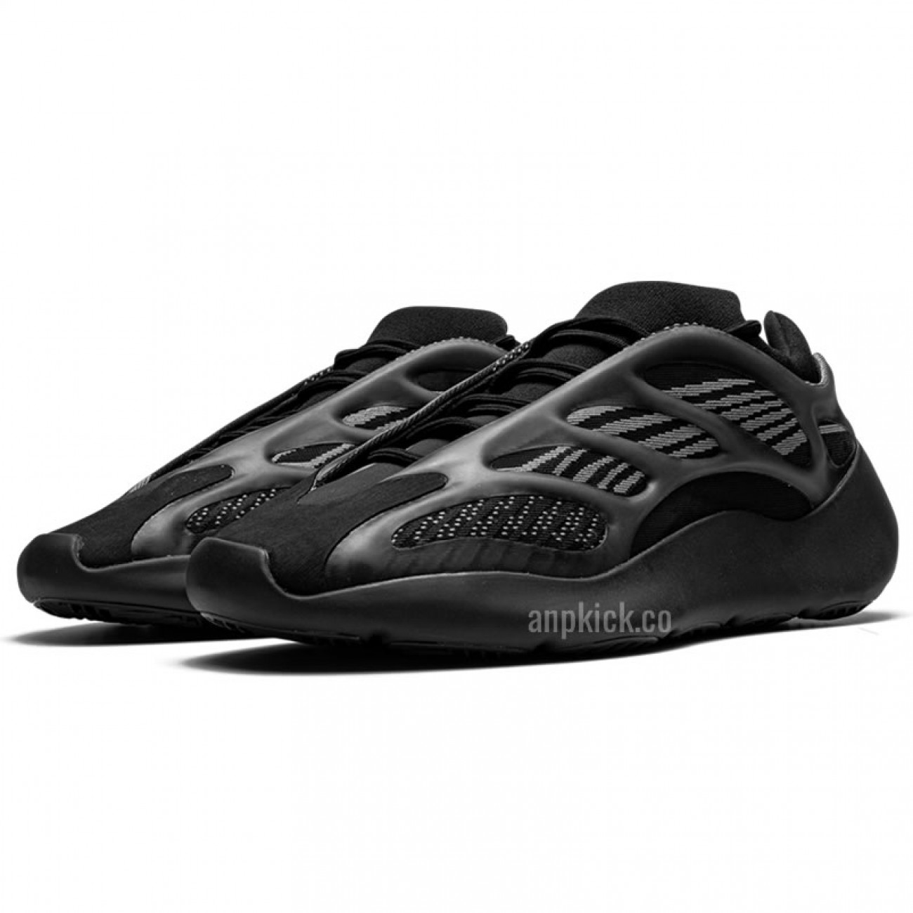 Adidas Yeezy 700 V3 Alvah Black H67799 New Release Date