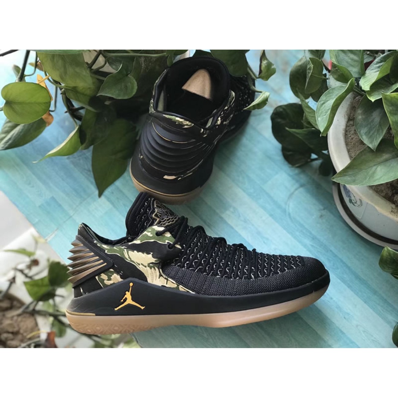 Air Jordan 32 Low Tiger Camo Black AH3347-021