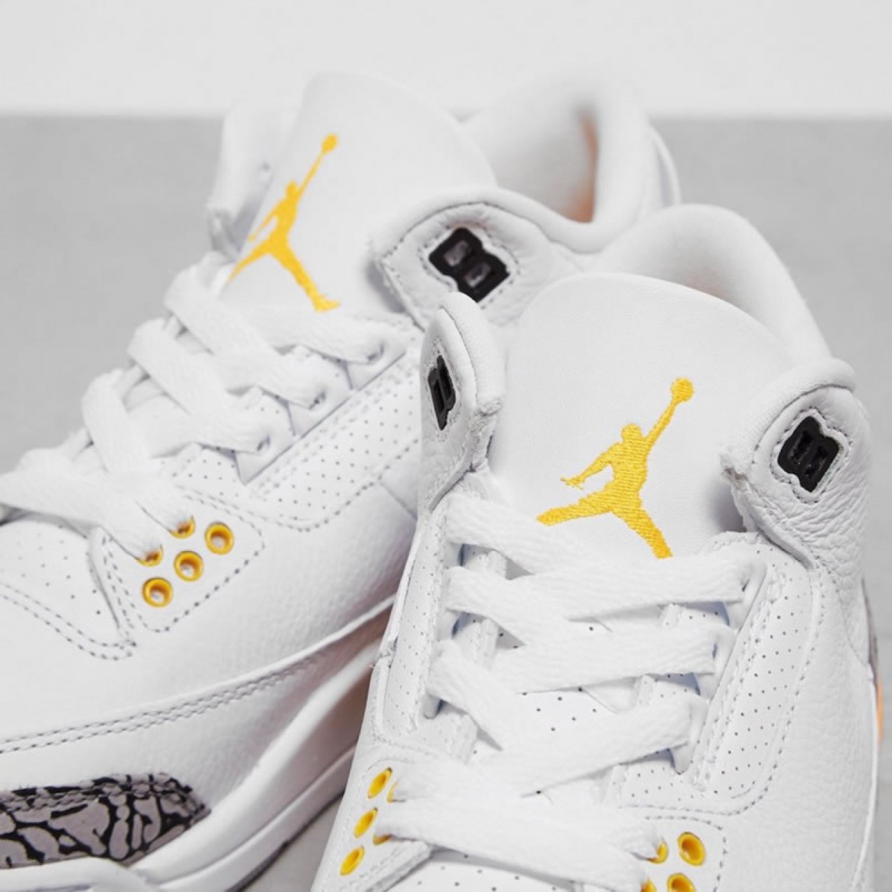 Air Jordan 3 Retro Laser Orange Release Date CK9246-108