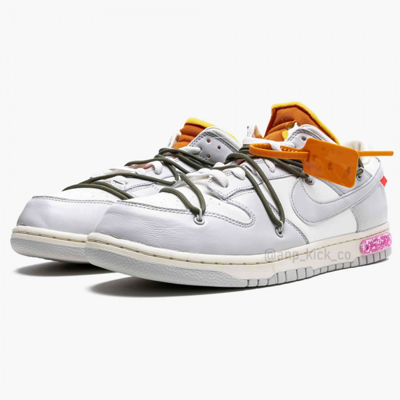 Nike SB Dunk Low Off-White Lot 22 OF 50 DM1602-124
