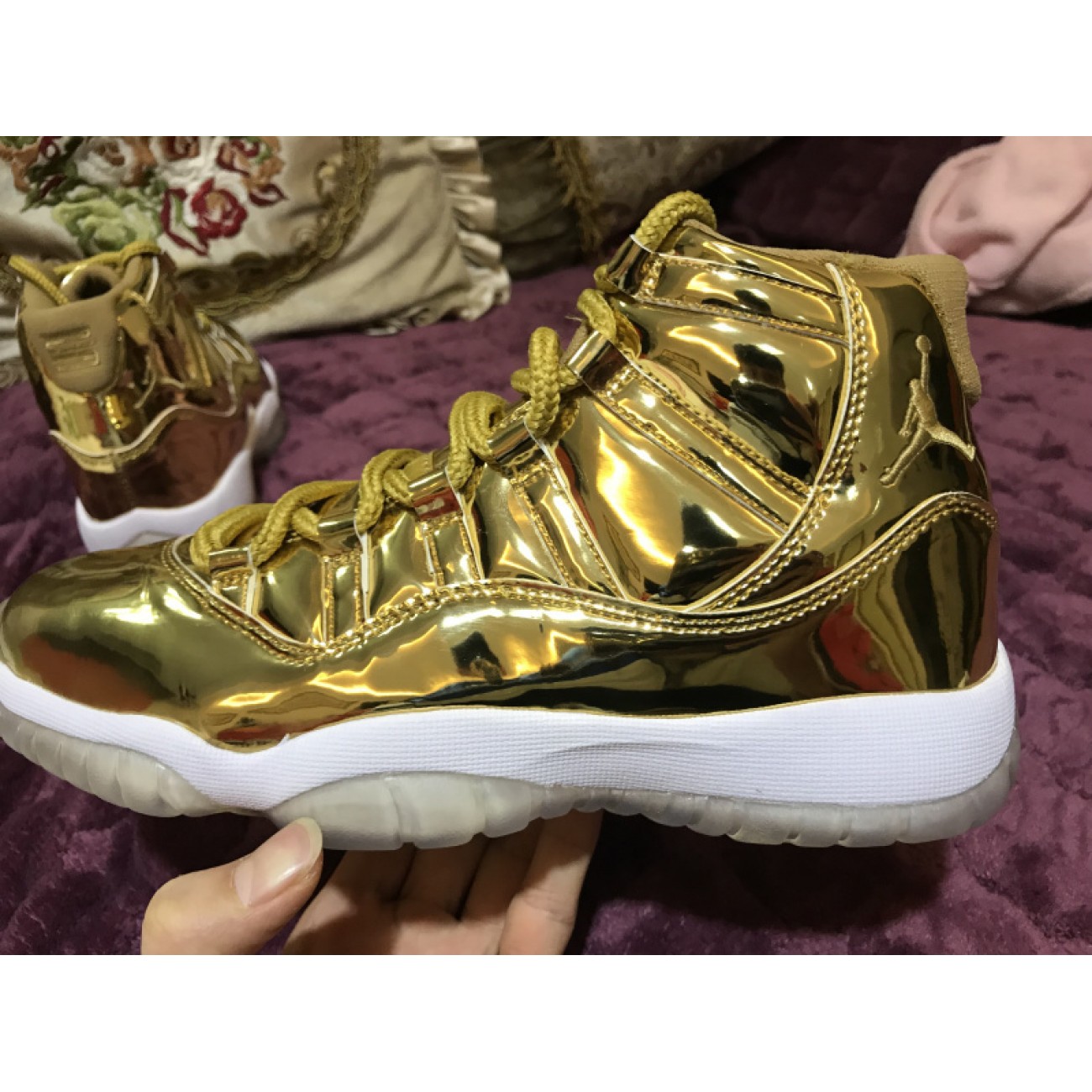 Air Jordan 11 Liquid Gold 378038-103