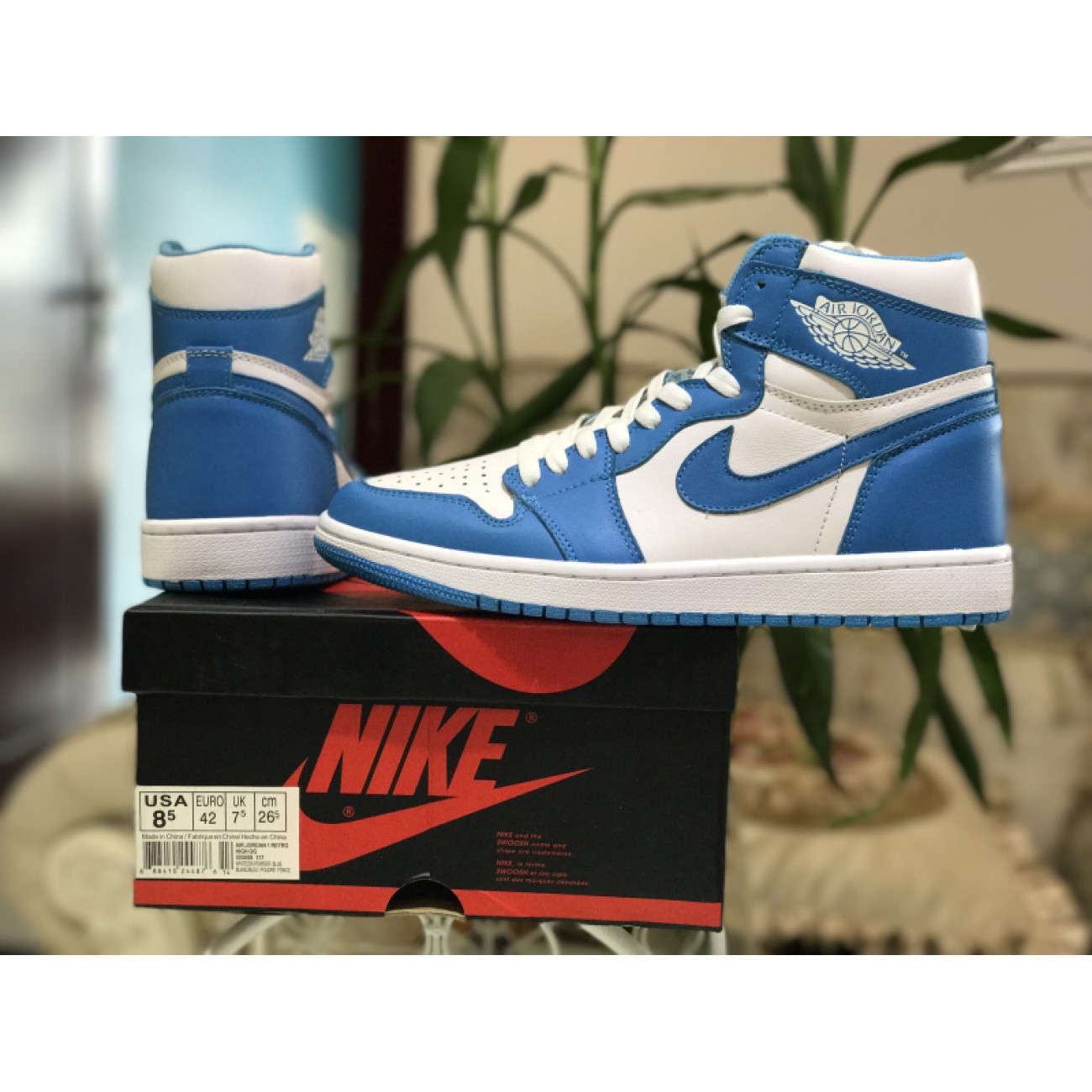 Air Jordan 1 High OG UNC 555088-117