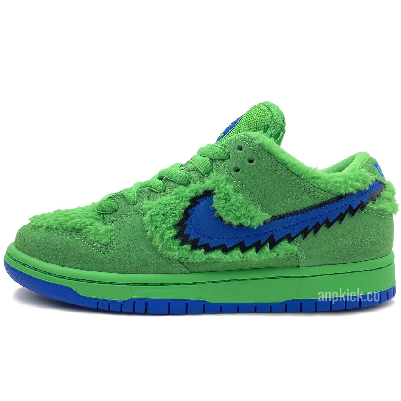Grateful Dead Bears x Nike SB Dunk Low Green Bear CJ5378-300