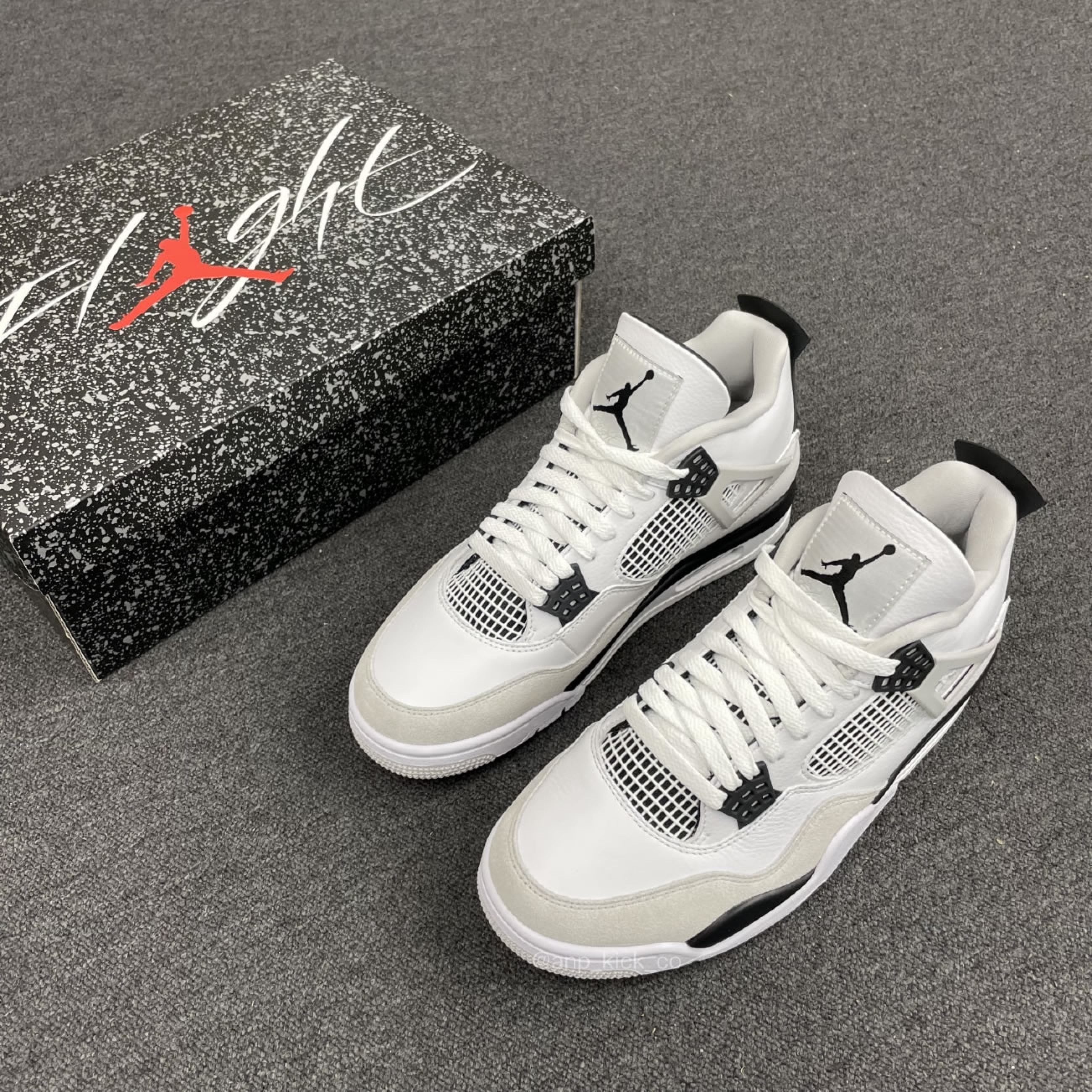 Air Jordan 4  RETRO MILITARY BLACK DH6927-111