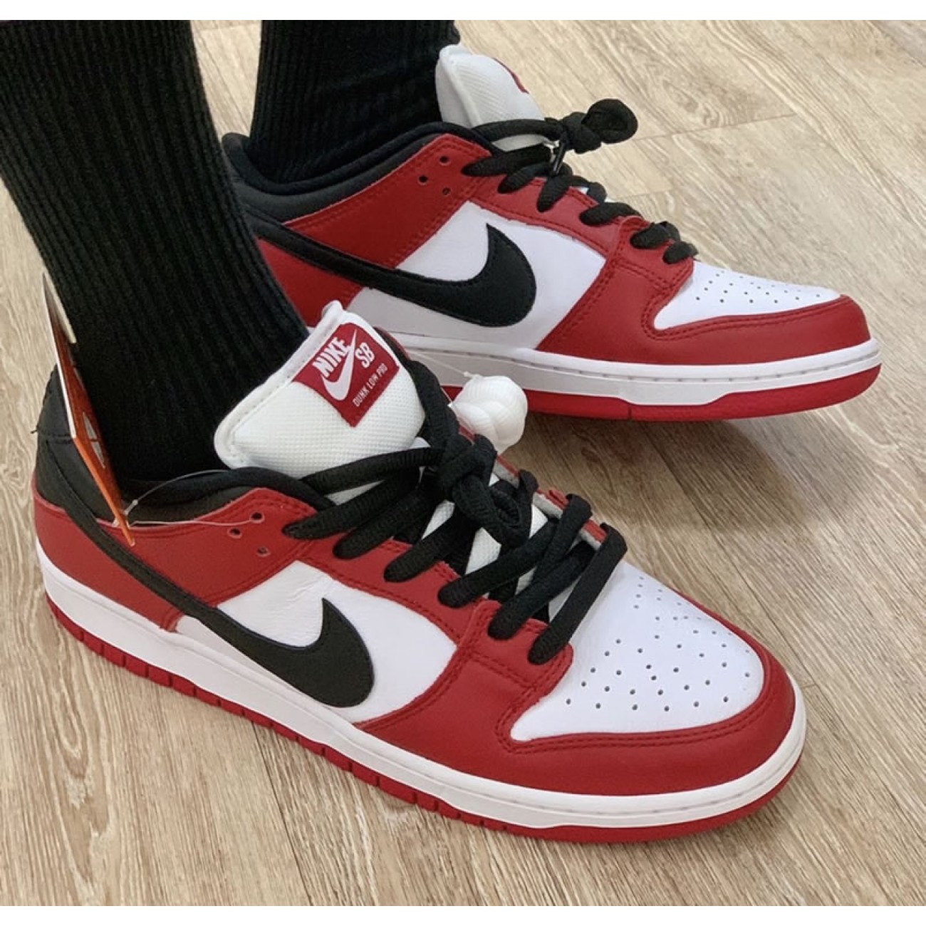 Nike SB Dunk Low Pro Chicago Varsity Red Release Date BQ6817-600