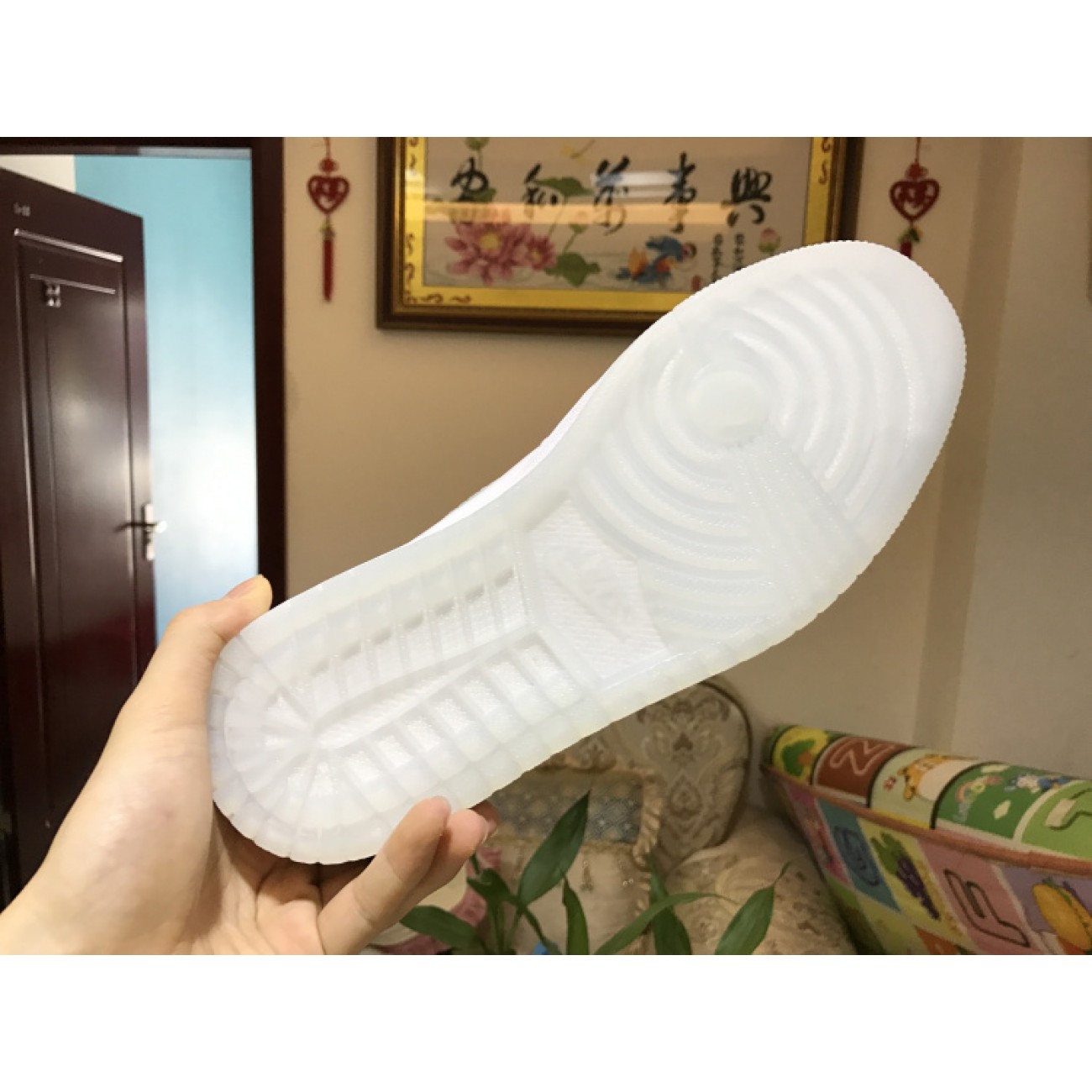 Air Jordan 1 Retro High GS Pearl White 832596-100